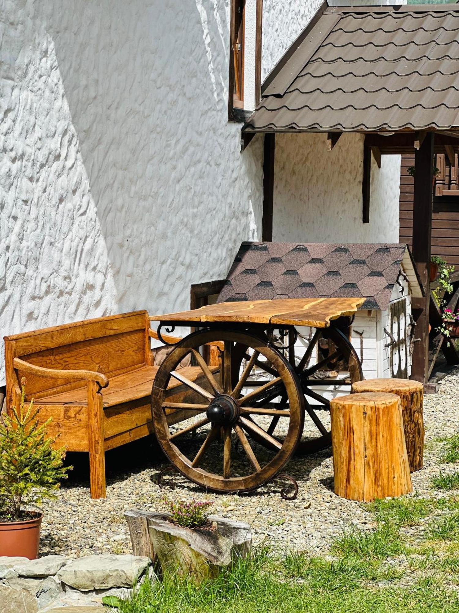Guest House Lileya Bukovel Ngoại thất bức ảnh